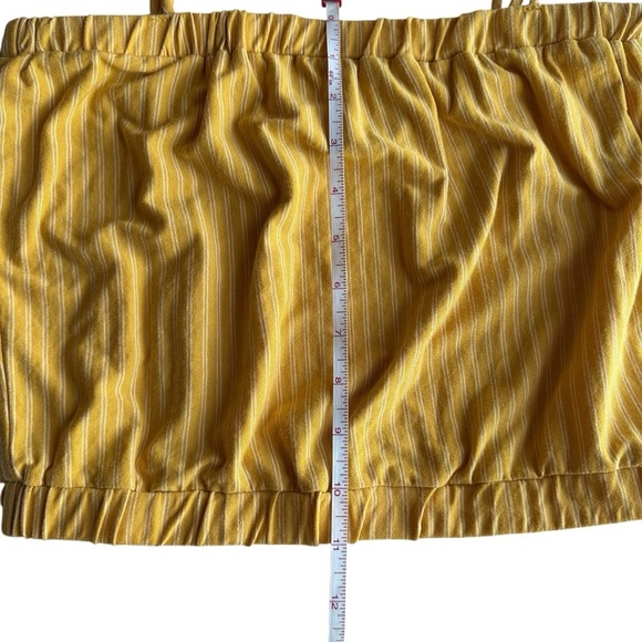 Heart & Hips Women’s Yellow Striped Crop Top – Size Small - Picture 3 of 8